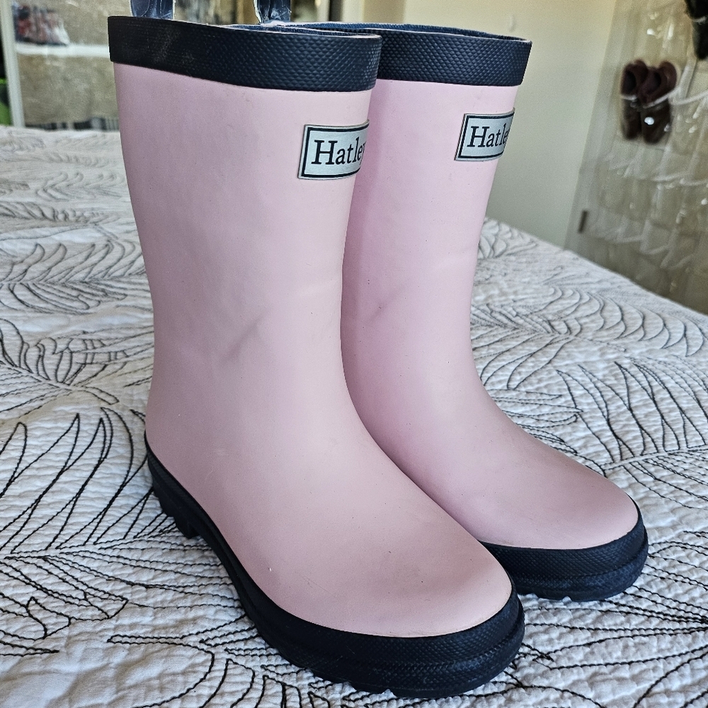 Hatley Pink and Black Kids Rain Boots